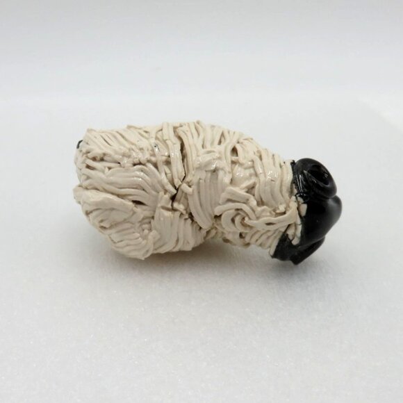 Highland Ram Sheep Spaghetti Pottery Black and Cream Ceramic Figurine Small VTG - Picture 2 of 10